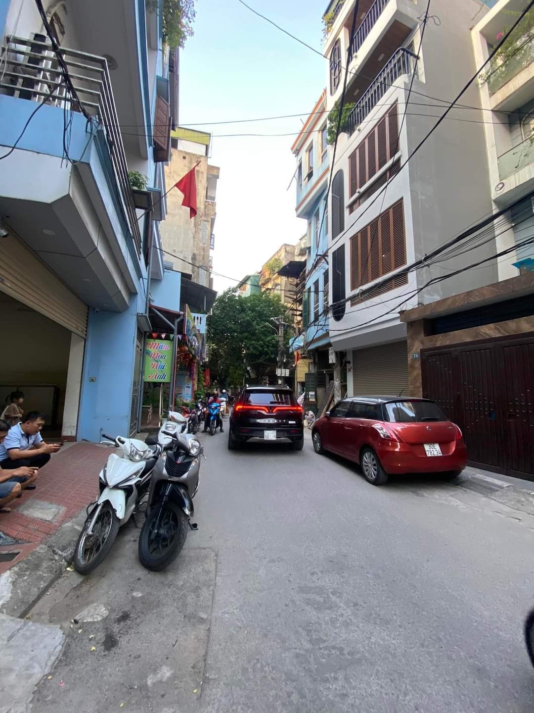 Đất hiếm Thịnh Quang_Lô Góc , 2 thoáng, ngõ thông, KD, oto vào nhà: 40m2 6 Tầng Thang Máy . Chỉ 6.2 tỷ