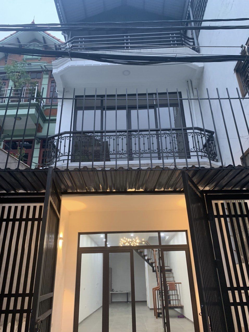 BÁN NHÀ ĐẸP NGỌC THỤY LONG BIÊN 90M2, 3 TẦNG, NGÕ THÔNG, GARA Ô TÔ, KINH DOANH, 8.5 TỈ CÓ THƯƠNG LƯỢNG