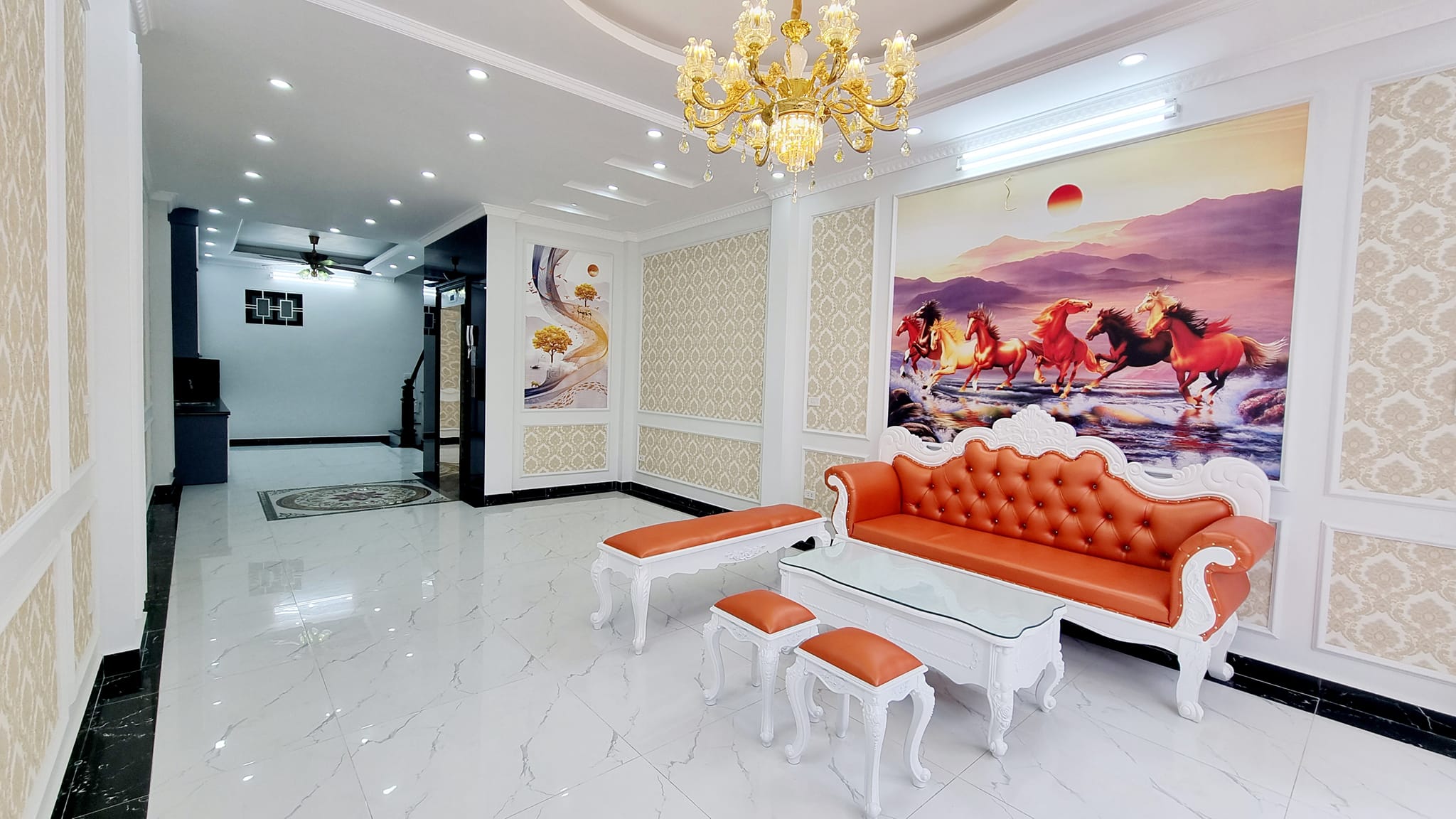 Cực đẹp nhà Nguyễn Văn Cừ, 66m2, 5T, thang máy, ô tô vào nhà, dân trí cao, ở sướng 10.8 tỷ (có Th.L)