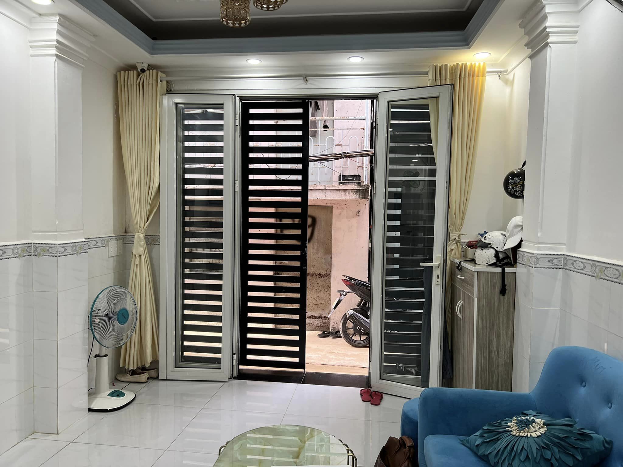 BÁN NHÀ MỚI XÂY ĐẸP DỌN VÀO Ở NGAY, 30M2 , GIÁ NHỈNH 4 TỶ