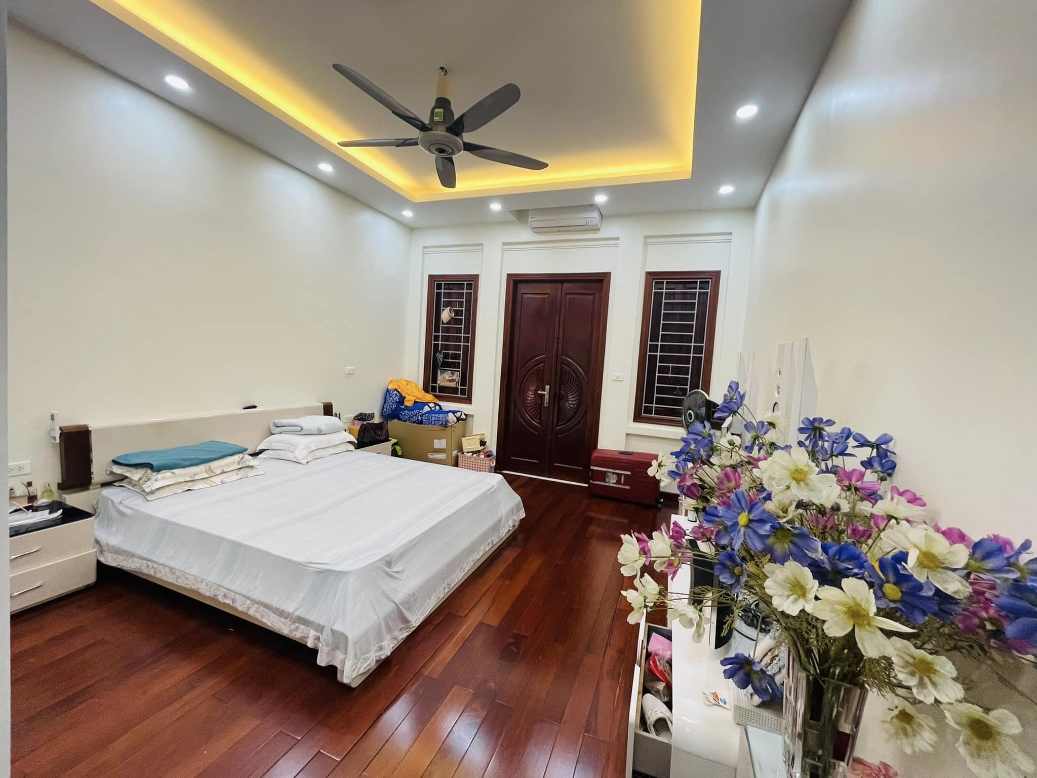 Bán nhà 65m2 x 5 tầng, phân lô ô tô, kinh doanh phố Hàm Nghi, Nam Từ Liêm 14.9 tỷ