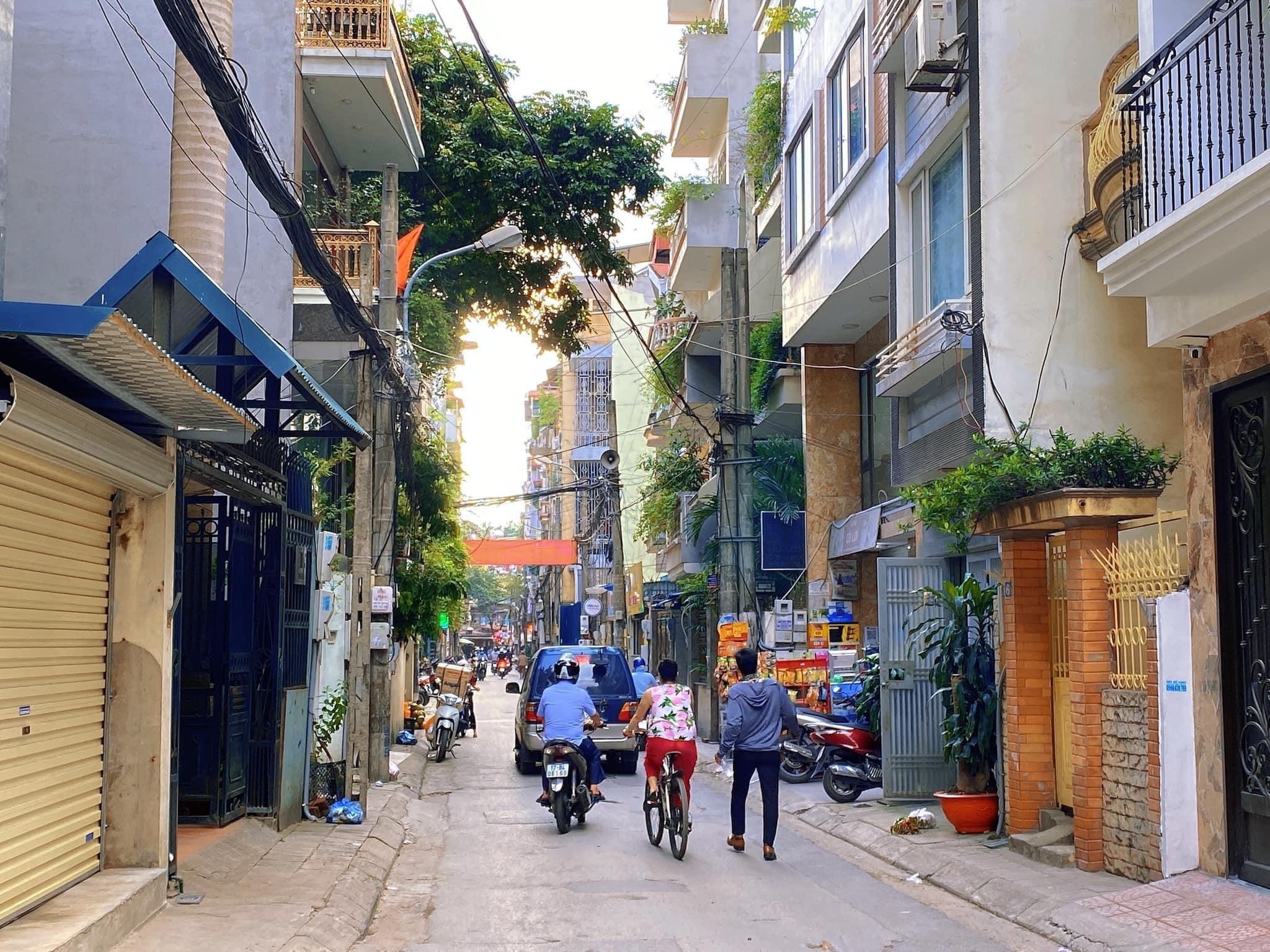 Nhà ngõ 31 Trần Quốc Hoàn, Cầu Giấy, Phân Lô, Gara Ô Tô, 60m2, MT: 6,3m. Giá 15,5 tỷ