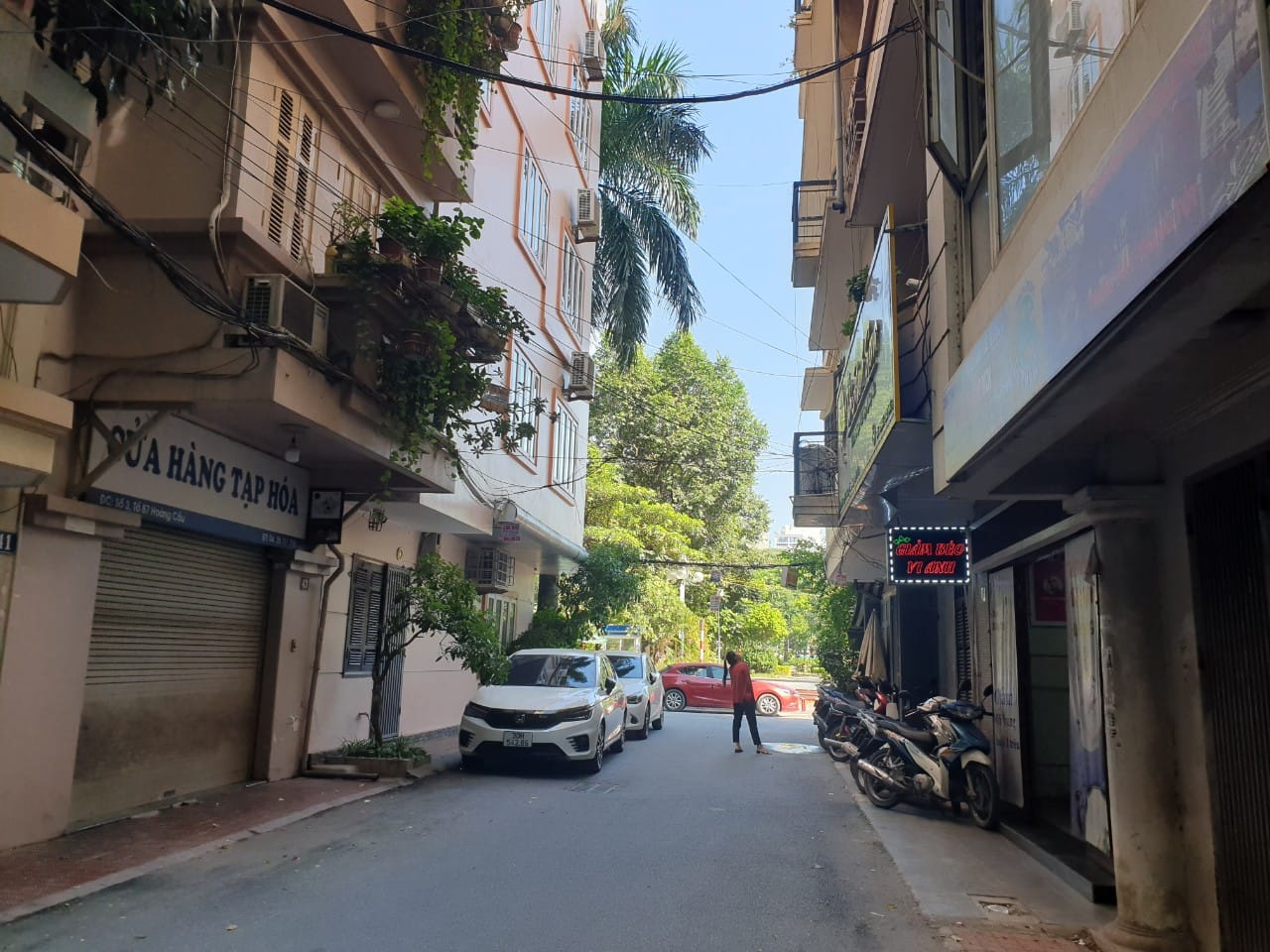 Bán nhà Quận Đống Đa, phố Hoàng Cầu, Phân lô, ô tô tránh vào nhà, kinh doanh, 45m2x6 tầng.