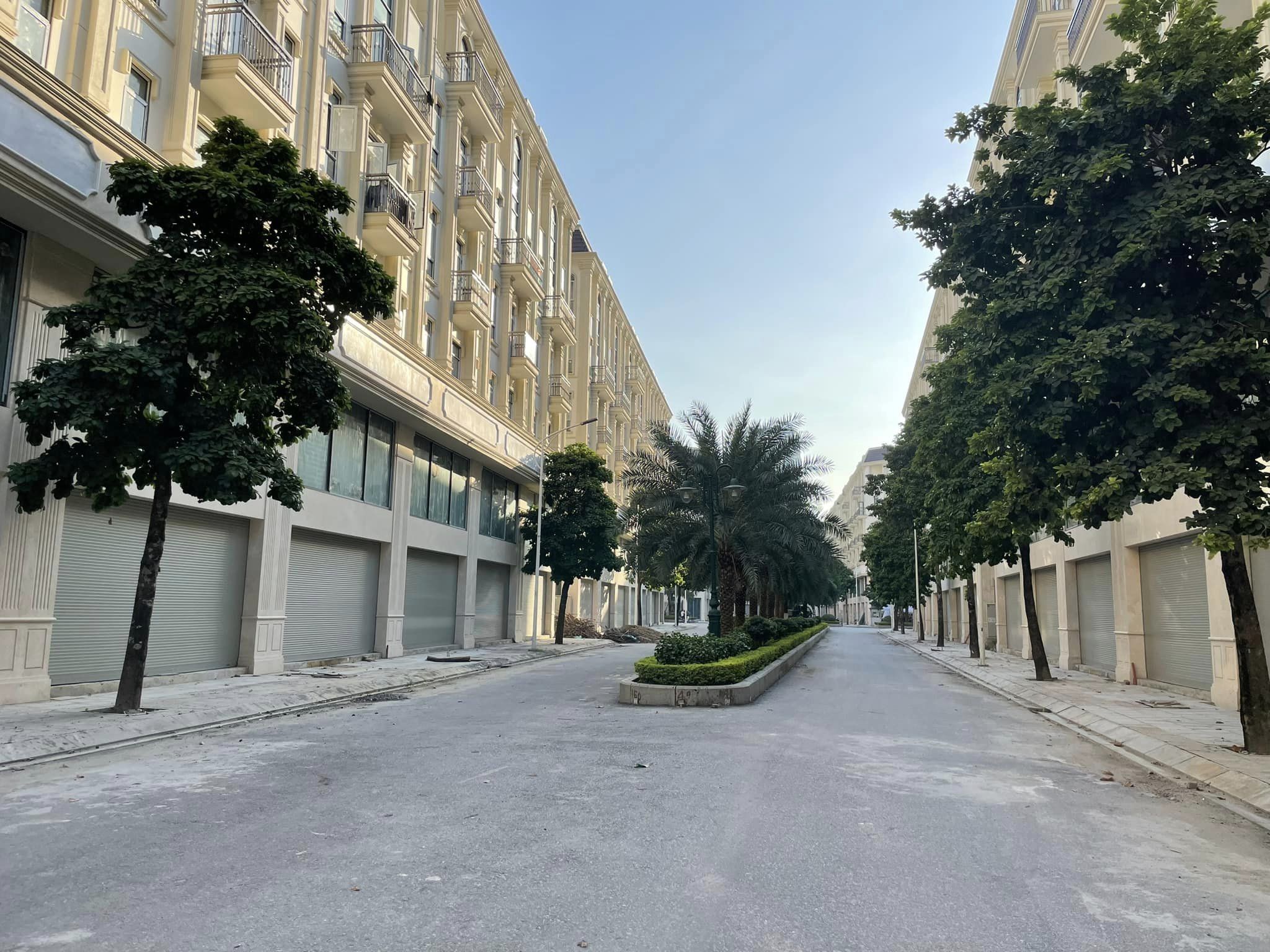 Phố mới Him Lam Vạn Phúc-HĐ.Ở lý tưởng,Kinh doanh đỉnh cao 100m*6T*6,5m MT nhỉnh 20 tỷ