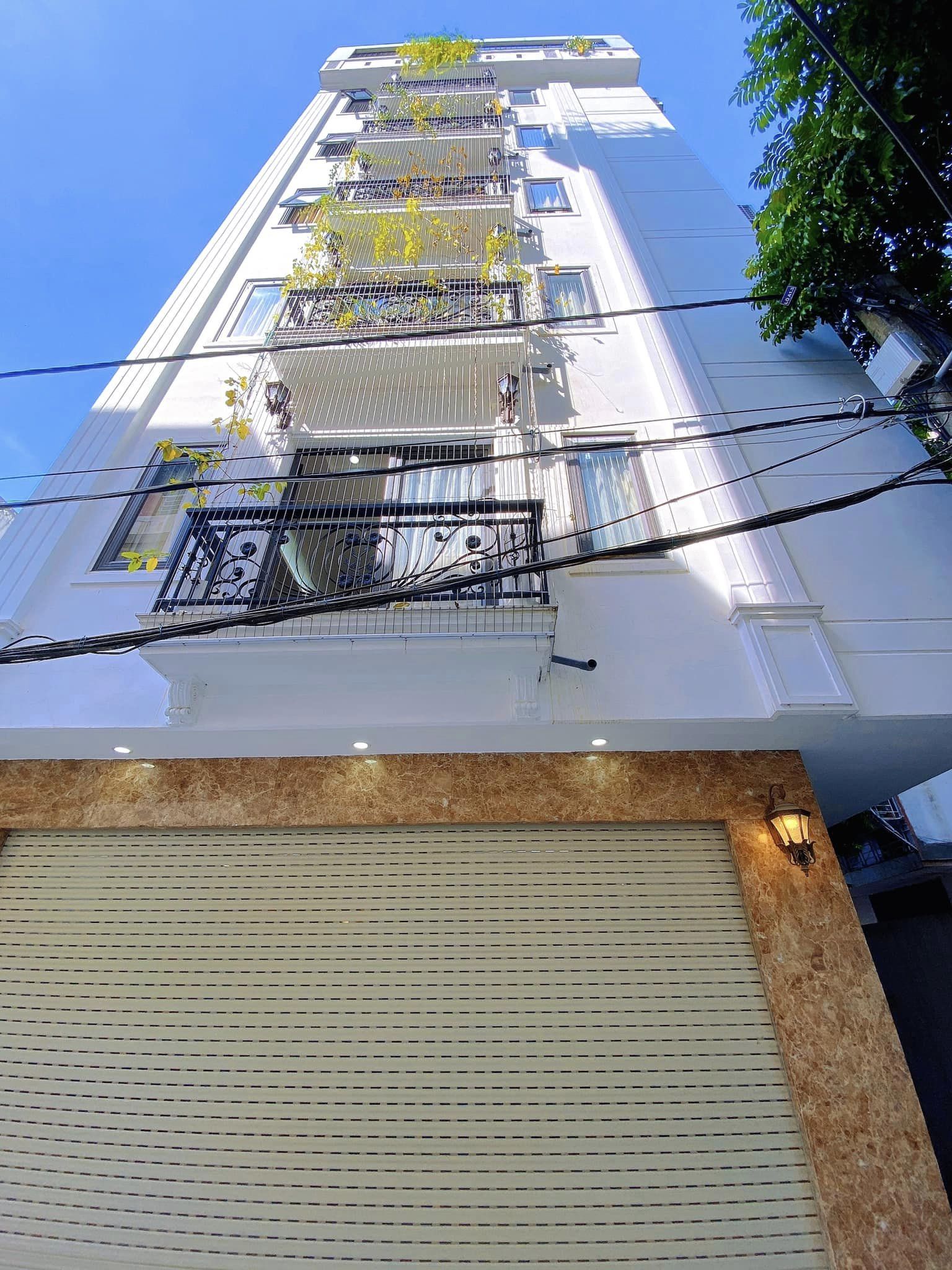 Bán gấp nhà mặt Phố Hồng Tiến, Bồ Đề , Long Biên, 50m*5 tầng