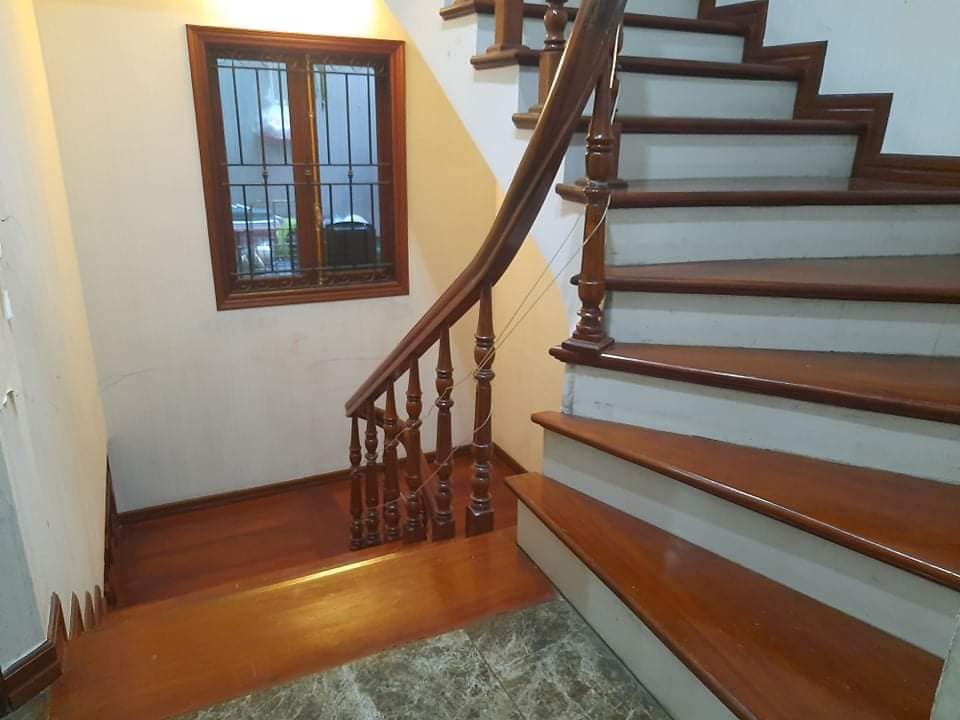 Bán nhà phân lô ngõ 195 Đội Cấn nhà đẹp giá rẻ