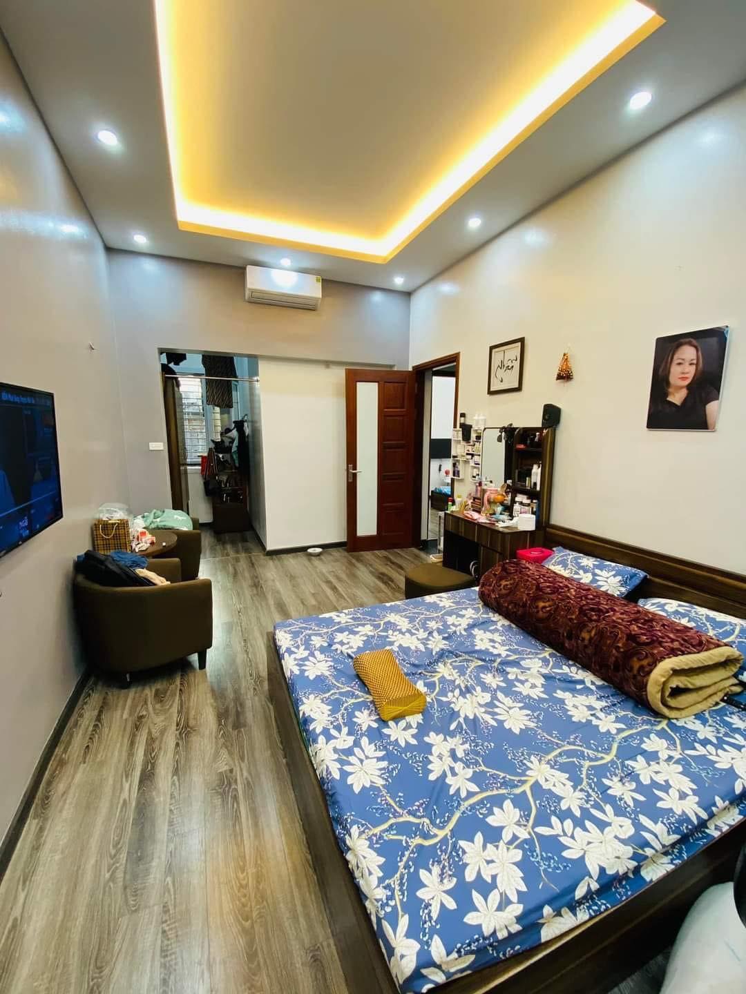 Láng Hạ. Nhà Mới 67M2x5T, 3 Mặt Thoáng. Ô Tô Tránh. Kinh Doanh Bất Chấp.