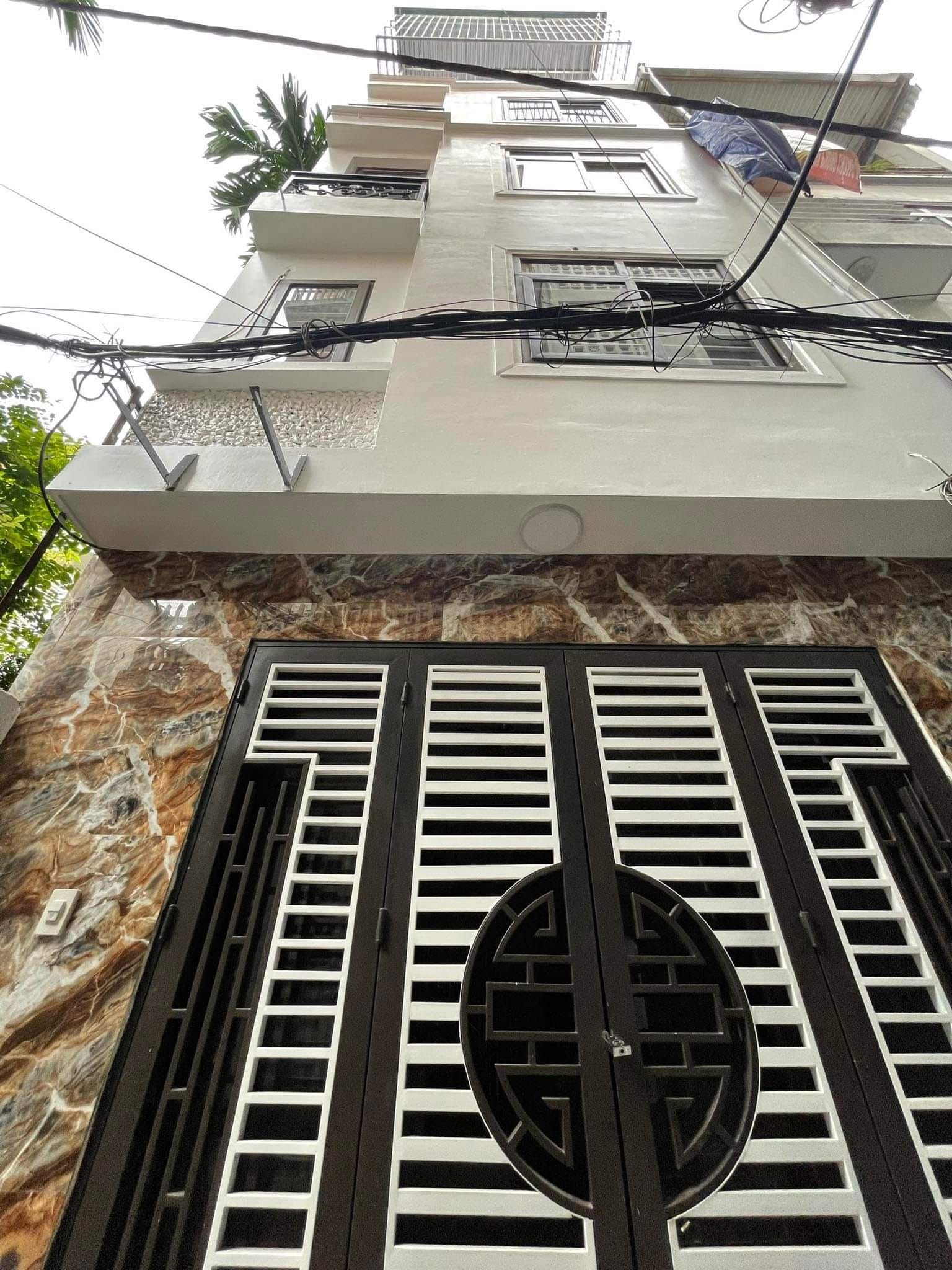 NHÀ LÔ GÓC ĐẸP NHẤT KHU VỰC TRẦN KHÁT CHÂN, DT 47M, 4 TẦNG, MT 5M. CHỦ MỚI VỀ Ở LUÔN