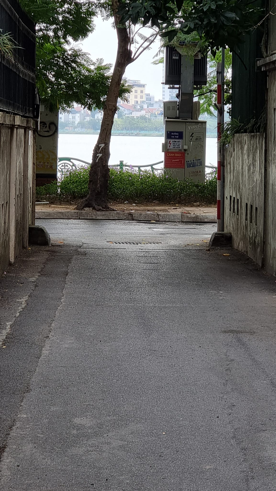 BÁN NHÀ LÔ GÓC 4 TẦNG LẠC LONG QUÂN, DIỆN TÍCH 46M, MT 3.6M, GIÁ 5.6 TỶ