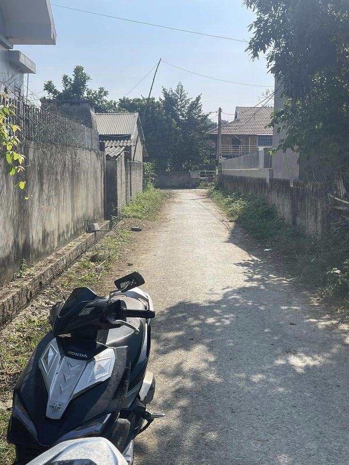 Cần bán gấp ngôi nhà thuộc Thôn 6- Xã Thanh Luông- Tp Điên Biên Phủ.