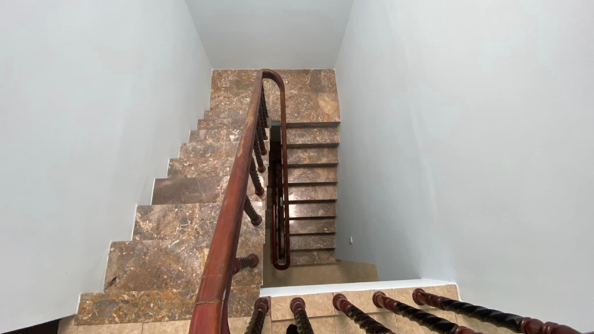 Bán Nhà 3 Tầng Góc 2 Mặt Tiền Đường Lê Hồng Phong Nha Trang Khánh Hòa