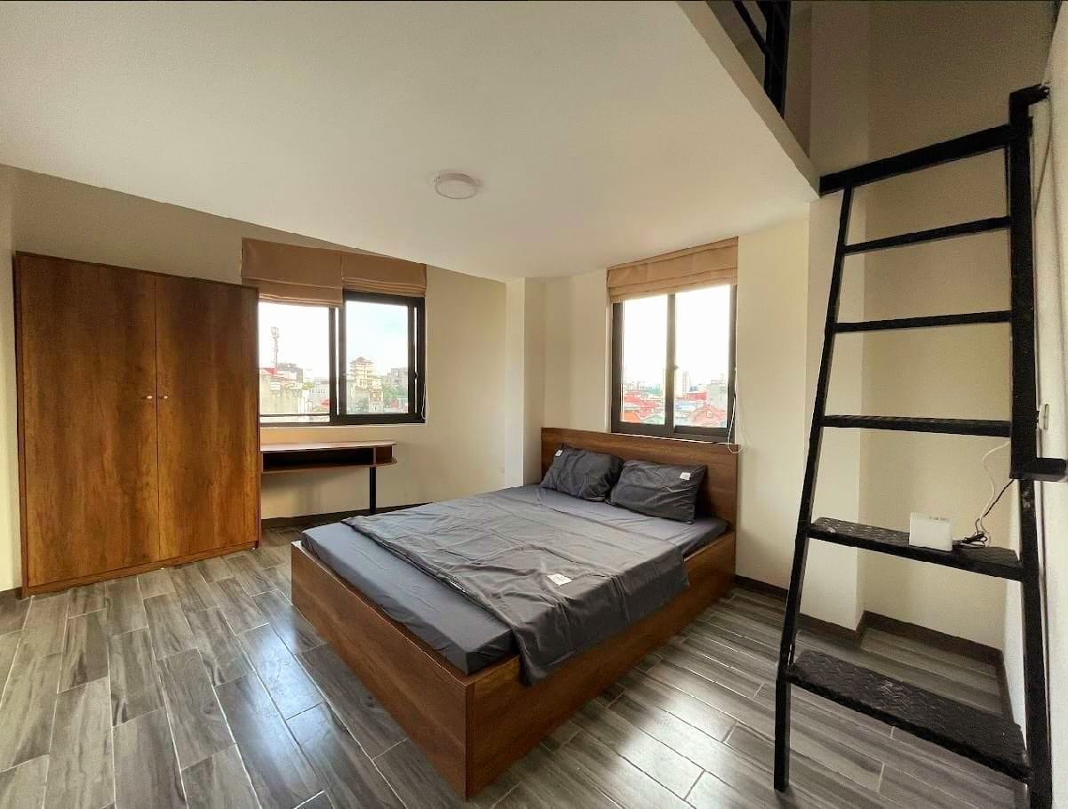 Bán tòa 7T ôtô lô góc cách mặt phố 10m 11P khép kín DT 660 triệu/tháng Lạc Long Quân 15 tỷ