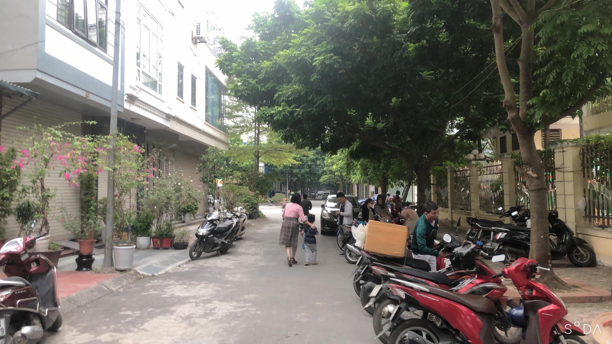 Bán nhà mới 5 tầng,Phân lô liền kề,Mặt trước Aeon-Mail Hà đông. Kinh doanh sầm uất hơn 9 tỷ