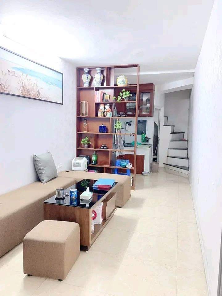 Bán nhà Vân Canh, 5 tầng x 42m2, MT 4m, đường rộng, gần ô tô, 2.25 tỷ.