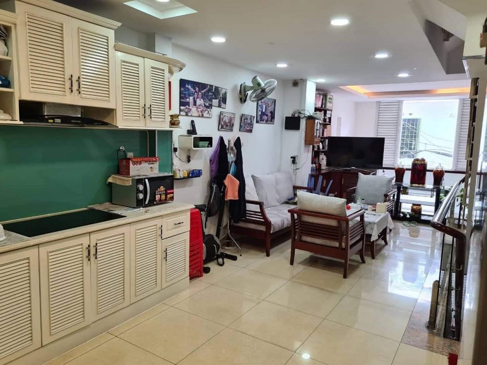 BÁN NHÀ MẶT ĐƯỜNG CÁCH MẠNG THÁNG TÁM, QUẬN 10, DIỆN TÍCH 111 GIÁ 34 TỶ.