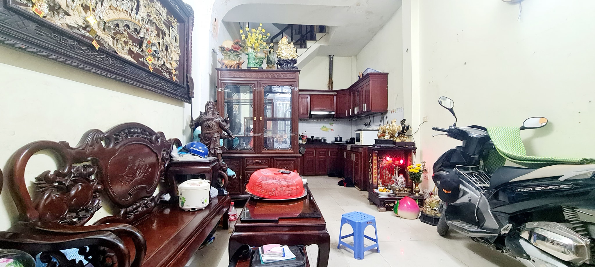 Bán nhà Mai Dịch, 4 tầng x 45m2, MT 4m, gần ô tô, đường rộng, 3.8 tỷ.