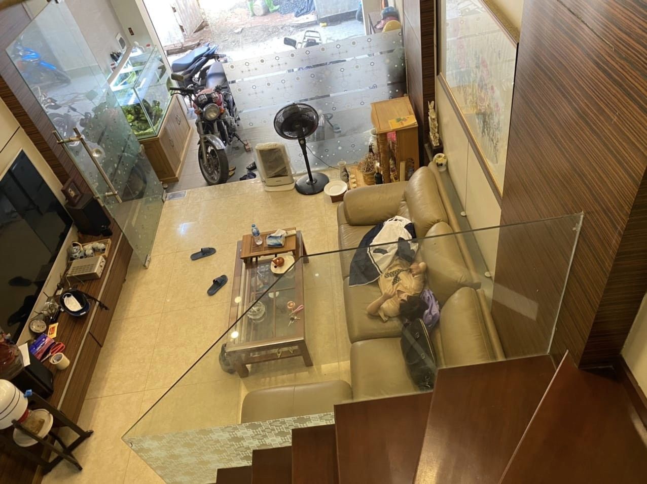 NHÀ ĐẸP 4 TẦNG, Ô TÔ ĐỖ CỬA, TỨ LIÊN, TÂY HỒ, DT 47M, MT 4M, GIÁ 6.9 TỶ