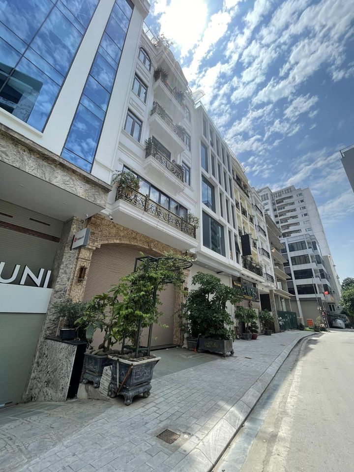 Kinh Doanh Đỉnh - Bán Nhà Lô Góc - Phố Tôn Đức Thắng - 60m2 - 6T - MT 5.5m - Giá 17.2 Tỷ