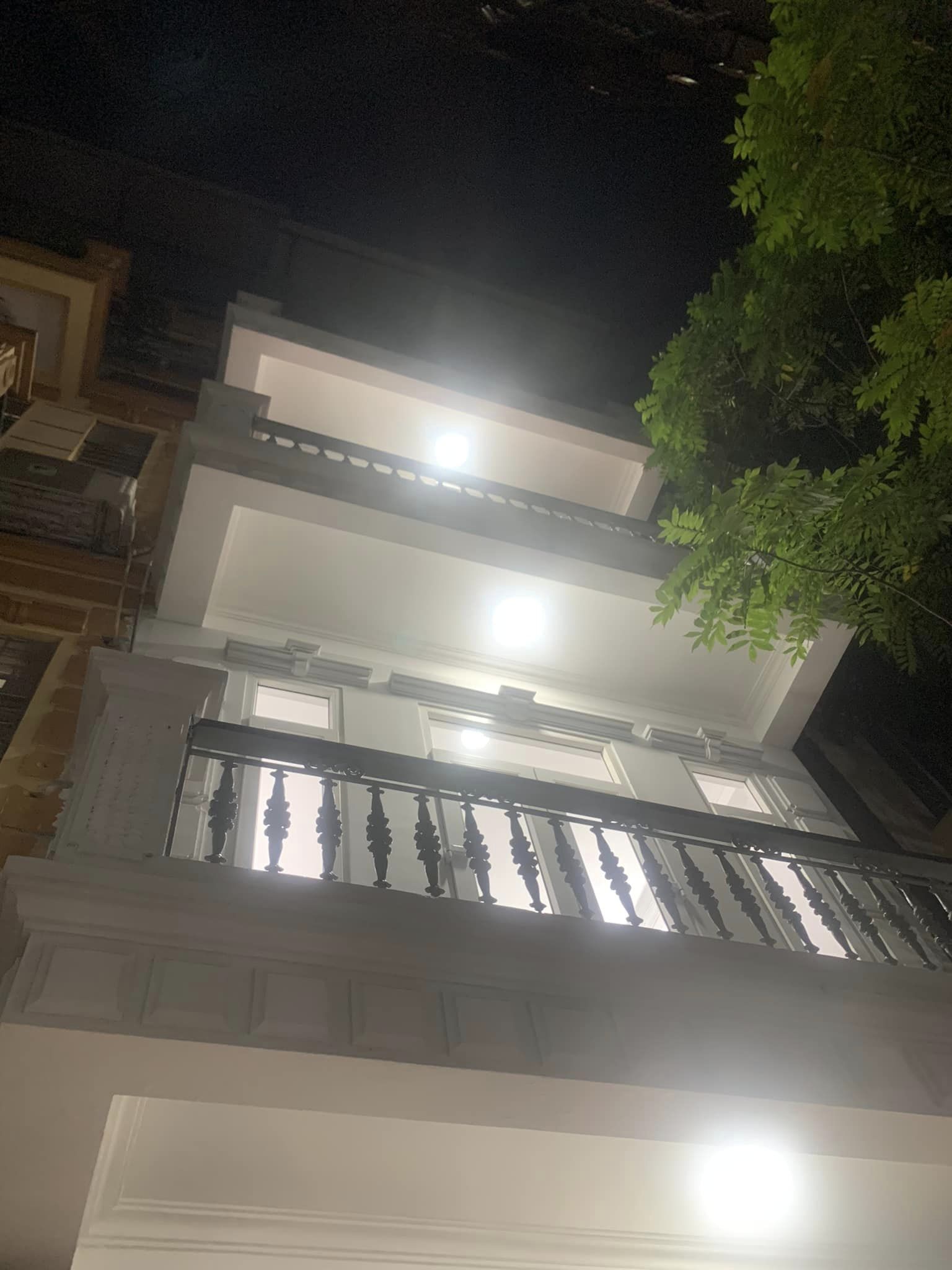 THỊNH QUANG DT 42M 5T GIÁ 5.85 TỶ. LÔ GÓC NHÀ ĐẸP NGÕ 3 GÁC