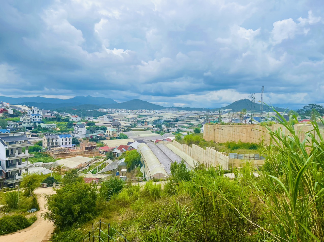 8.6 TỶ - CẦN BÁN 203m2 -ĐẤT MẶT TIỀN ĐƯỜNG TRỊNH HOÀI ĐỨC VIEW NGÀY VIEW ĐÊM CỰC ĐỈNH TOÀN TP ĐÀ LẠT