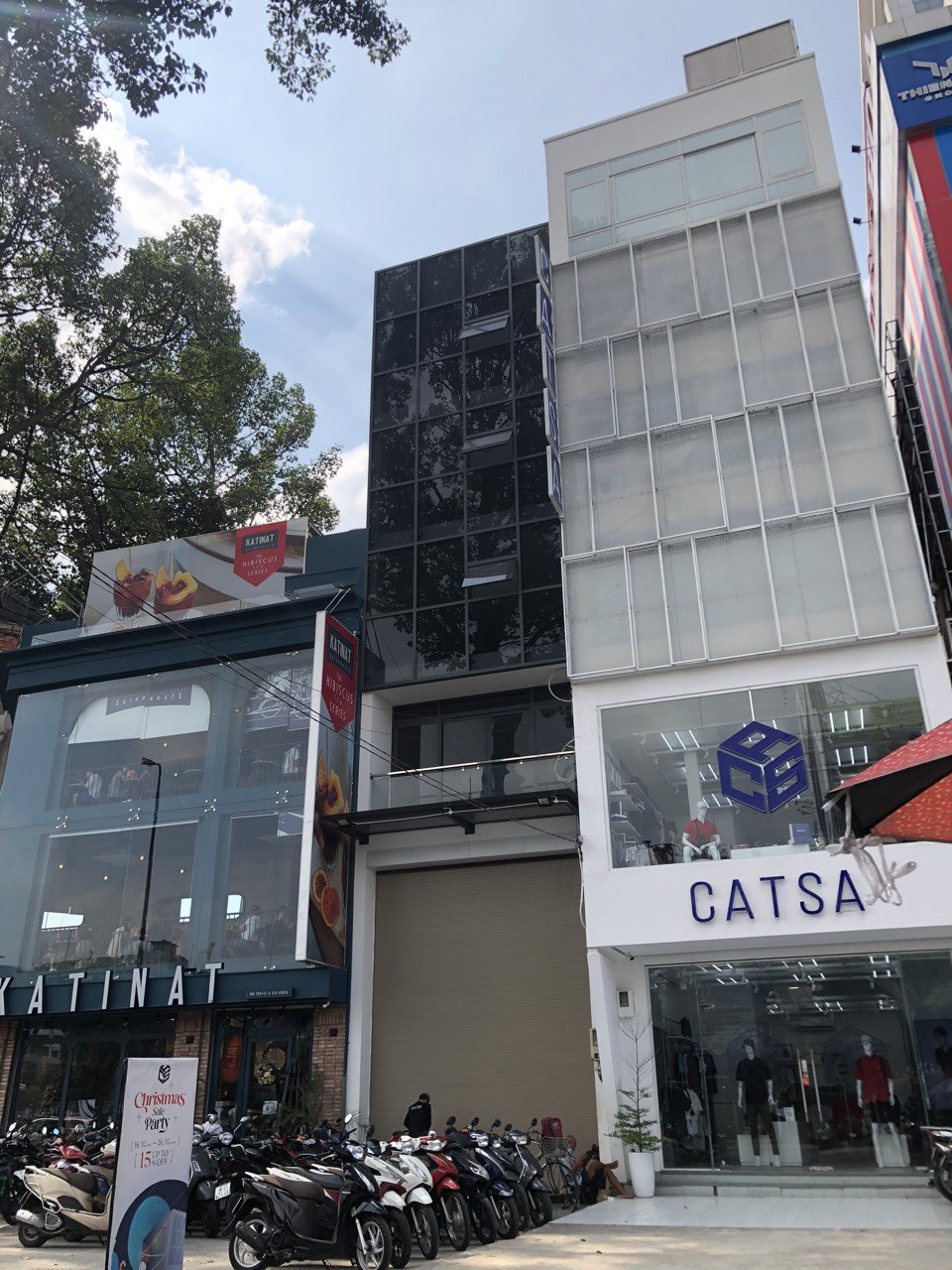 Bán toà nhà đường Cách Mạng Tháng 8 chỉ 52 tỷ 7 tầng ngay vòng xoay Dân Chủ DT 6x22