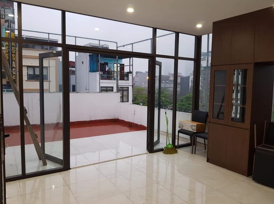 Căn góc, ô tô, Quán Thánh 39m x 5 tầng, MT4,3, giá 9,4 tỷ