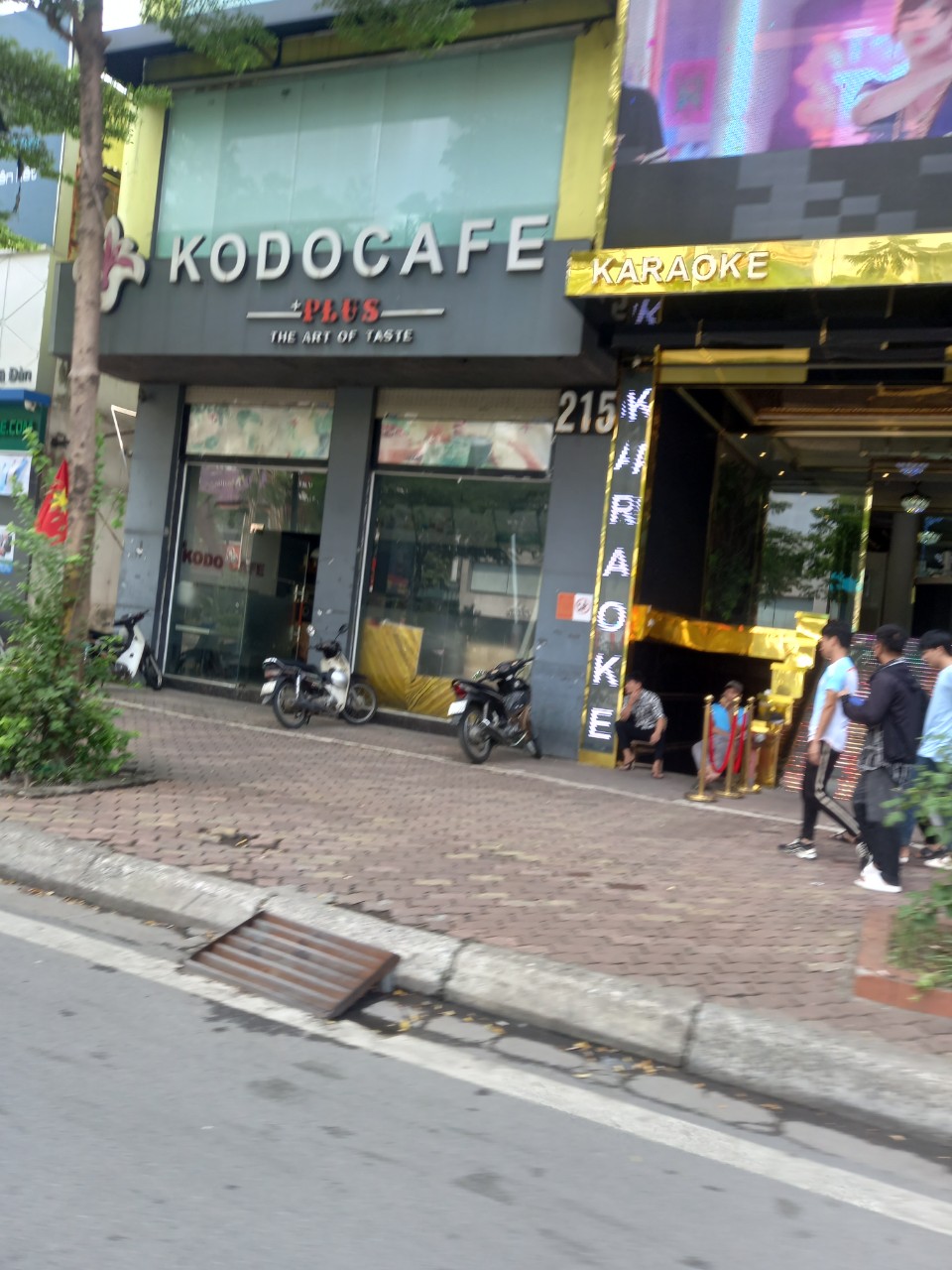 MẶT PHỐ LÊ TRỌNG TẤN – 200m, 3T, MẶT TIỀN 8M GIÁ 53 TỶ - VỊ TRÍ ĐẸP MẢNH ĐẤT VUÔNG VẮN XÂY TOÀ NHÀ ĐỈNH CAO.