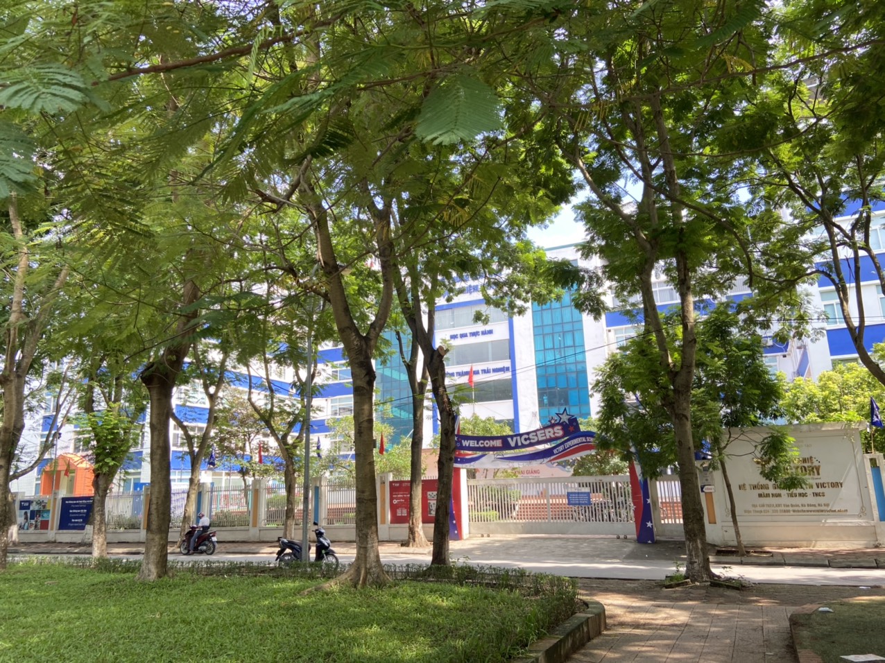 BÁN NHÀ CỰC HIẾM LÔ GÓC VỈA HÈ KINH DOANH NHẤT VỊ TRÍ VĂN QUÁN HÀ ĐÔNG