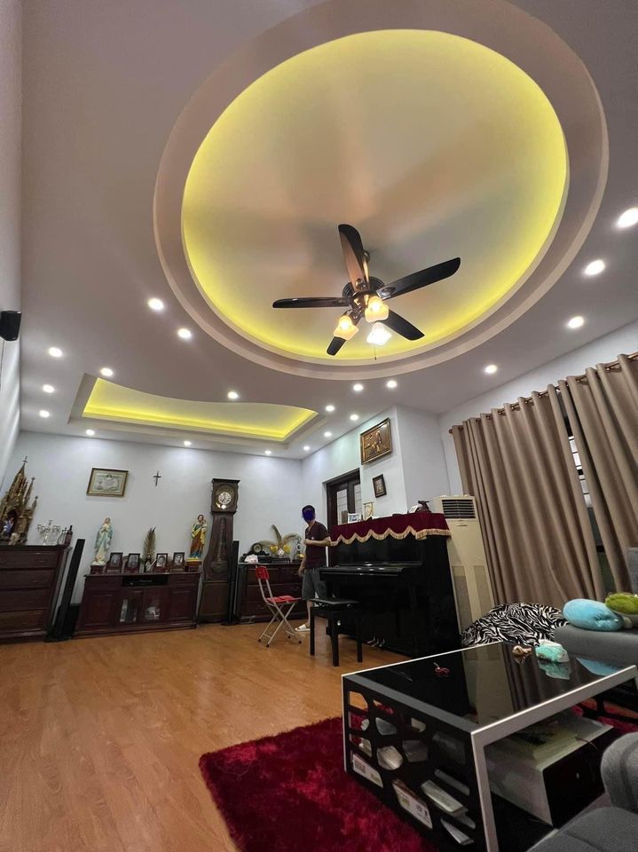 BÁN NHÀ CHÍNH CHỦ MẶT PHỐ CHÙA QUỲNH, MẶT NGÕ Ô TÔ - KINH DOANH HAI BÀ TRƯNG, 90M2 ,MT6.8m, 21.3 TỶ.