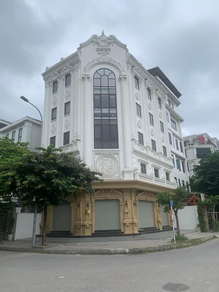 Chính Chủ Gửi Bán Nhà Lô Góc Mặt Phố Bạch Thái Bưởi - Nguyễn Khuyến. 120m2, 5 Tầng