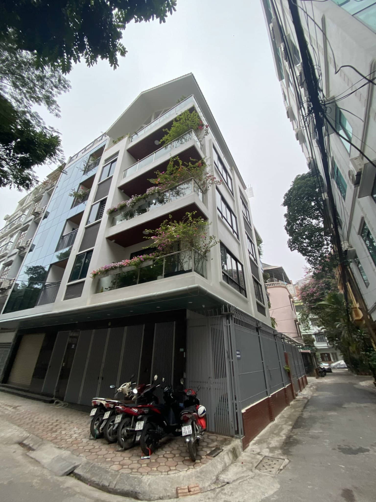 PHÂN LÔ TRẦN PHÚ, Ô TÔ TRÁNH, KINH DOANH ĐỈNH, NHÀ QUAN CHỨC - THANG MÁY, 7.x TỶ.