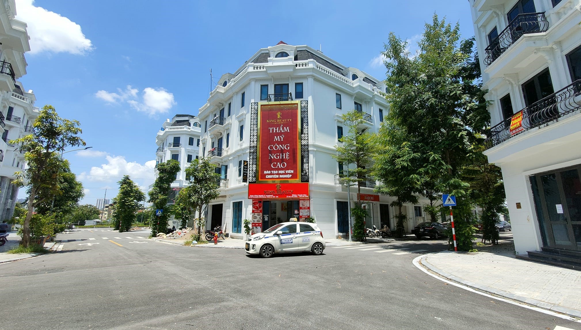 Bán nhà Luxury – Kiến Hưng – Hà Đông, 75m, 5T, ở VIP – VP Đỉnh, chỉ / 11 tỷ.