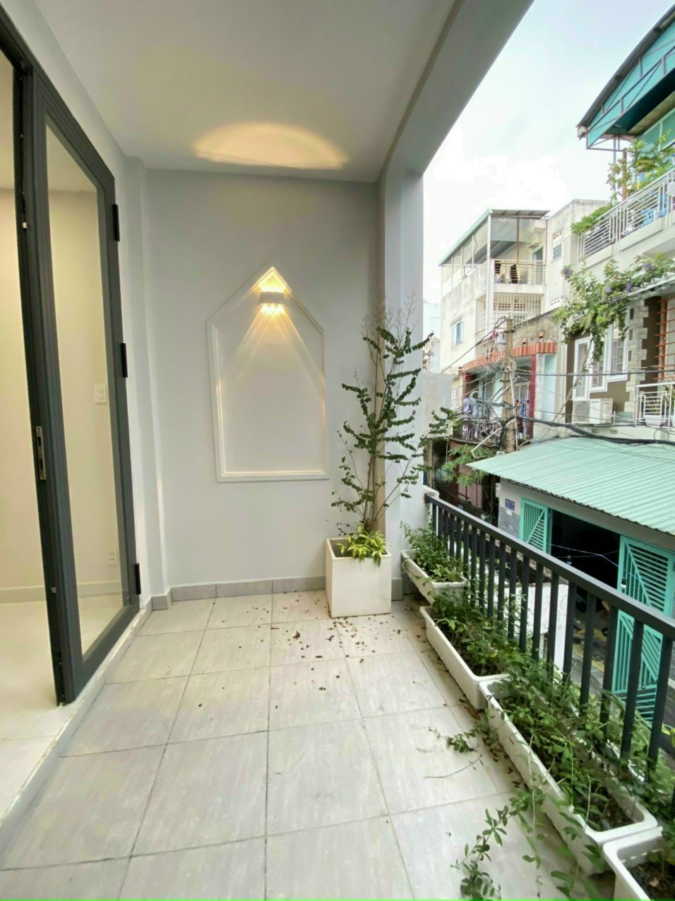 Hẻm 3.2m thông, Hoàng Hoa Thám, 4 x13m, chỉ 5.4 tỷ, Bình Thạnh