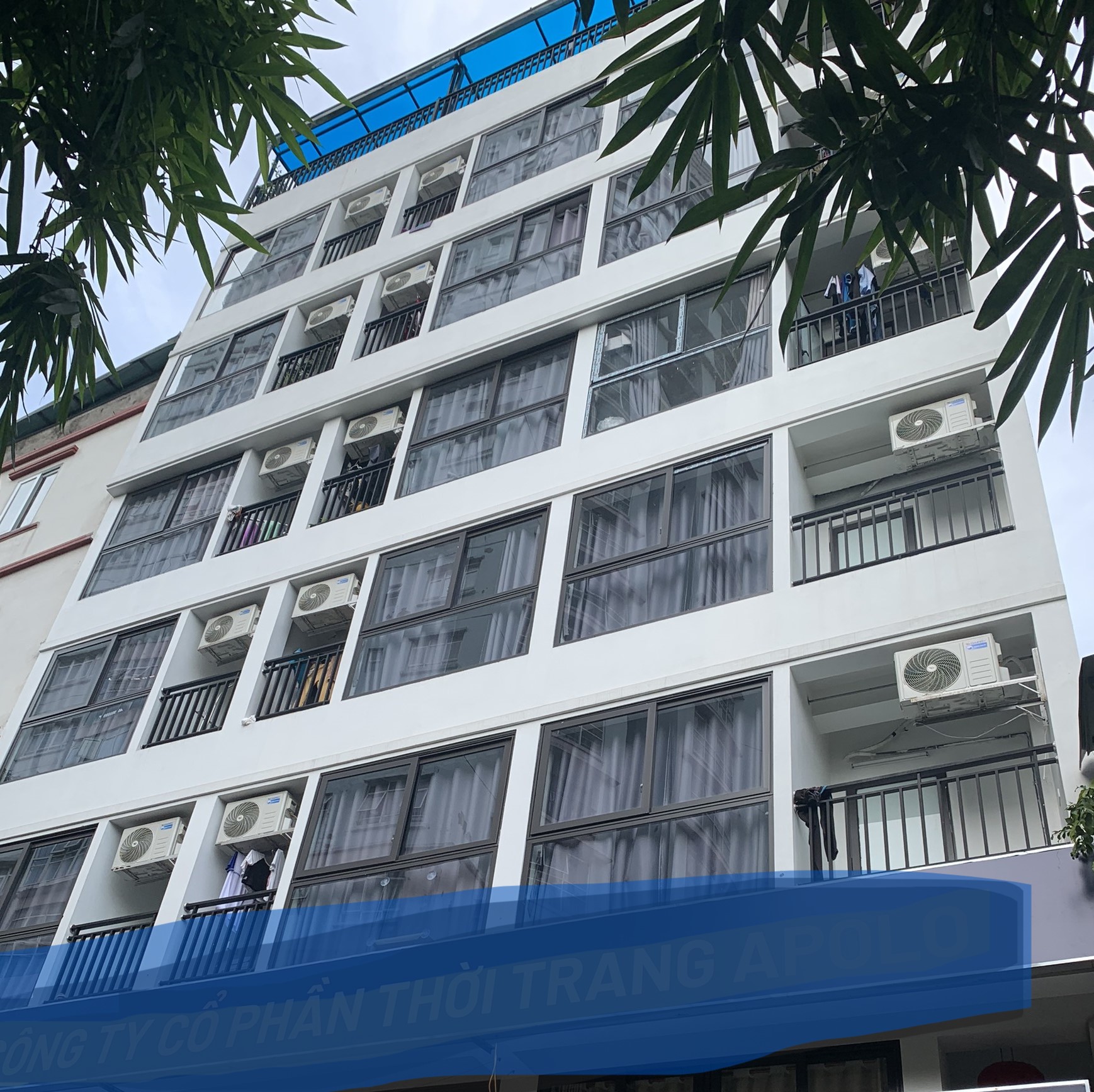 Bán CCMN Hoàng Quốc Việt 180m2 8 tầng mặt tiền 8m 70 phòng 45 tỷ, doanh thu 350tr/tháng