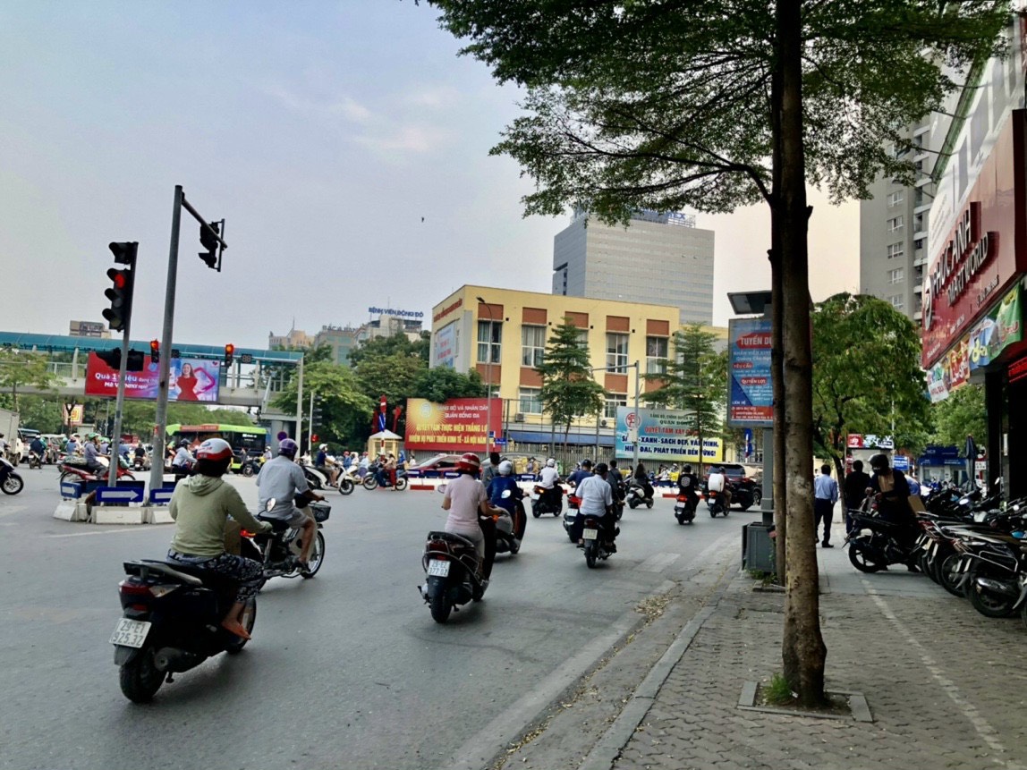 Bán nhà mặt phố Phạm Ngọc Thạch Đống Đa - Vỉa hè 6m ô tô tránh đỗ - Nhà 5 tầng 60m2 giá 26.8 tỷ