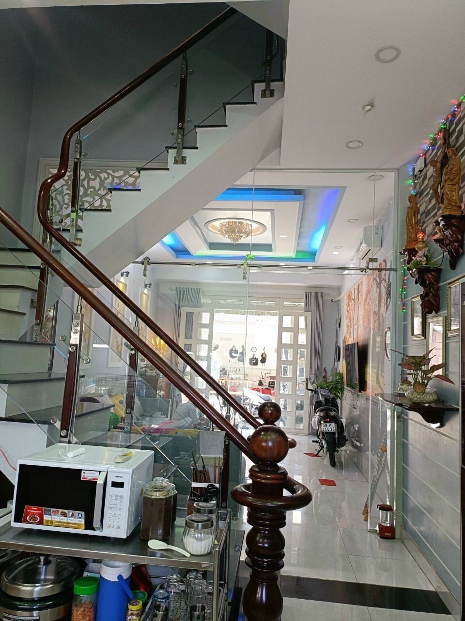 Kẹt Bank Bán Gấp Nhà Lê Văn Sỹ Q3 57m2,4 Tầng BTCT 4 PN Chỉ 5 Tỷ 68