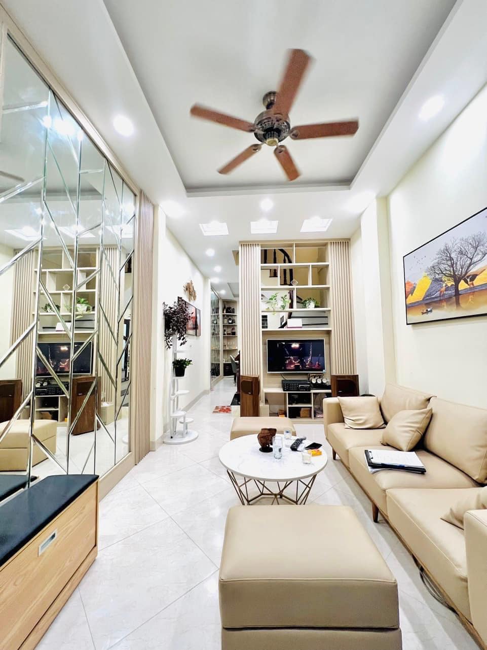 SIÊU PHẨM GIÁ RẺ PHỐ ĐÔNG THIÊN – HOÀNG MAI – FULL NỘI THẤT – AN SINH ĐỈNH – GIÁ 3.75 TỶ