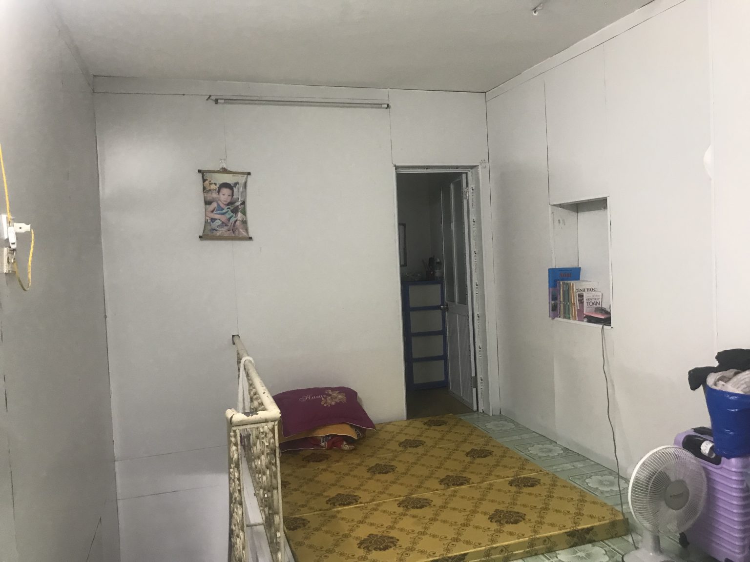 Bán Nhà Phố TRỊNH CÔNG SƠN 50m ra HỒ TÂY DT 37m 3 Tầng Ngõ Thông Chỉ 3 Tỷ TL