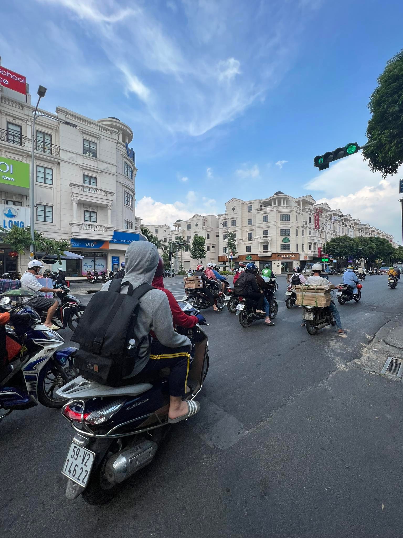 Mặt tiền Phường 10 Gò Vấp, gần Cityland, Nhà 4 tầng bề thế, 6x11 giá 7.7 tỷ.