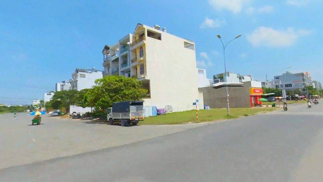 Lô Đất 140 Cực Đẹp Cặp Sát Chợ Giá 1 tỷ 699 SHR Thuộc Khu Tái Định Cư An Sương Quận 12