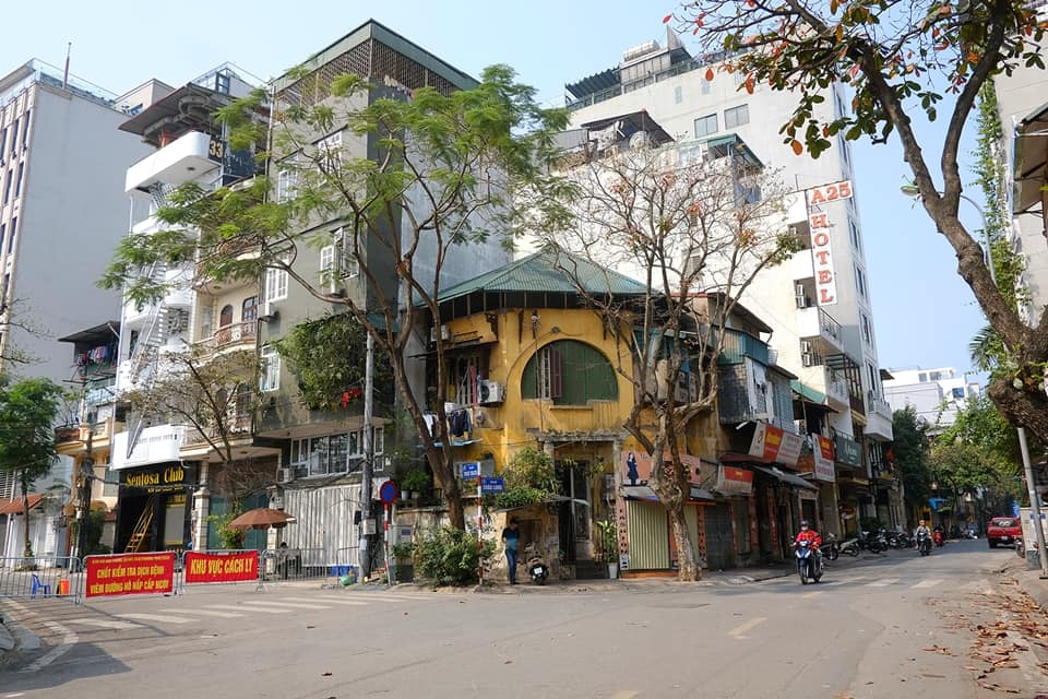 BÁN 600M ĐẤT MẶT PHỐ CHÂU LONG, BA ĐÌNH MẶT TIỀN 21M