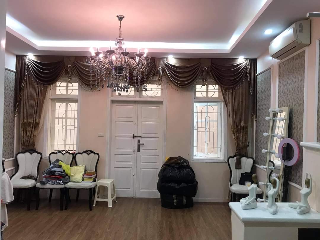 Nhà đẹp MẶT PHỐ, Hoàng Khoai 170m x 5 tầng, MT5 m, giá 78 tỷ