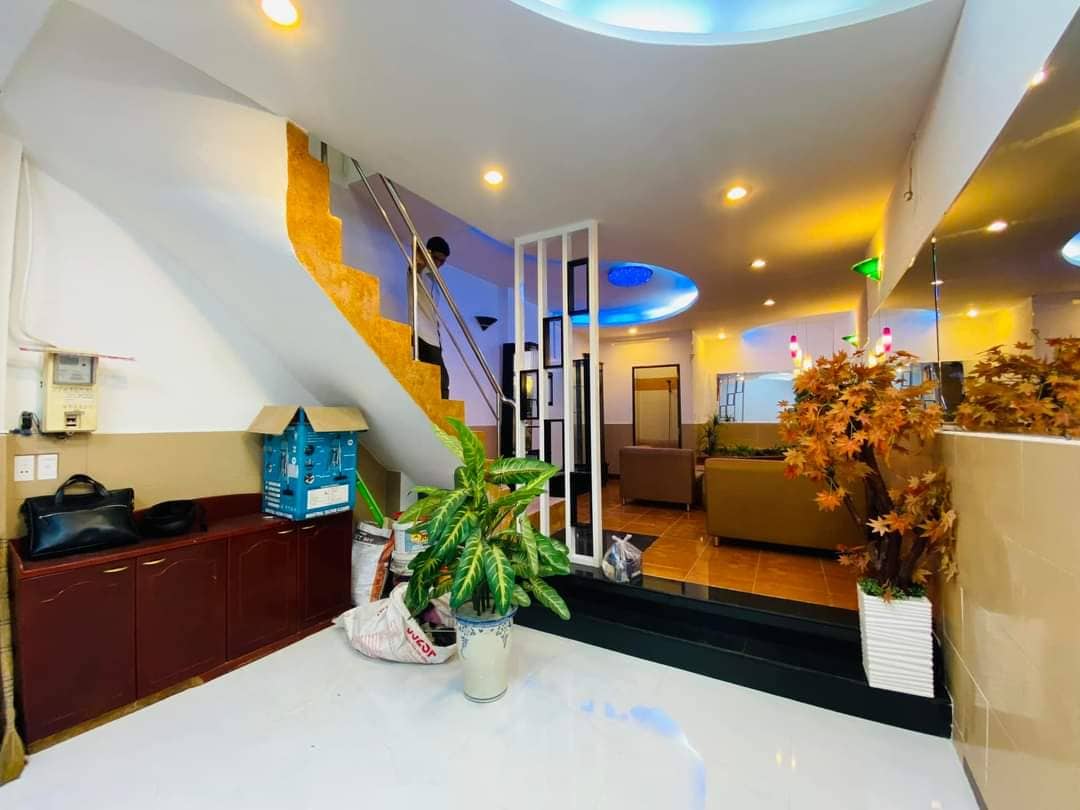 NHÀ ĐẸP QUẬN GÒ VẤP-DT 42M2-GIÁ 3X TỶ