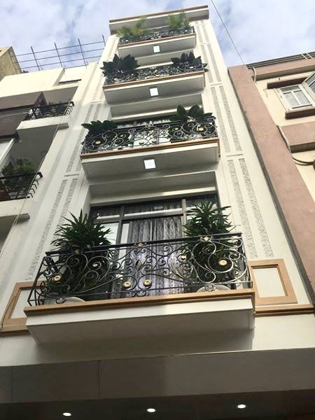 Bán nhà Phân Lô Phố Láng Hạ, Đống Đa, 68M - 5 Tầng, Thang máy, Kinh doanh, Gara ô tô, 2 Mặt thoáng.