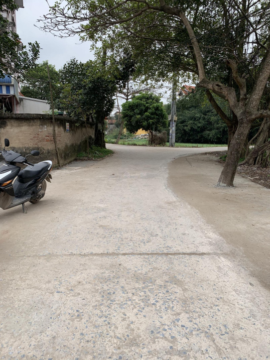 Bán 40m2 đất tại Thụy Hương, Chương Mỹ, đường ô tô. Giá 800 triệu LH 0934 464 599