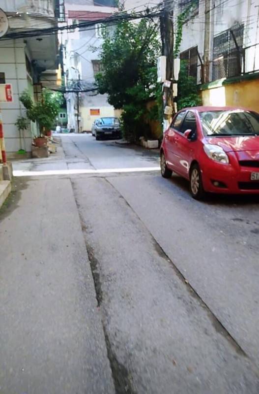 Bán nhà Phố Nguyễn Chí Thanh , Gara ô tô , KD Văn phòng, 40M 6 tầng