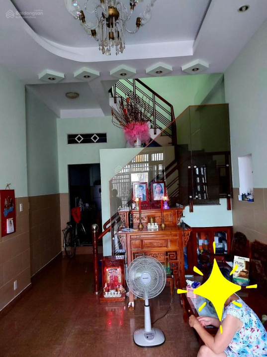 Bán nhà Tân Phú hẻm gần Aeon Mall Tân Phú, điện tích đẹp 56m2 chỉ nhỉnh 4 tỷ. LH: 0983 234 016