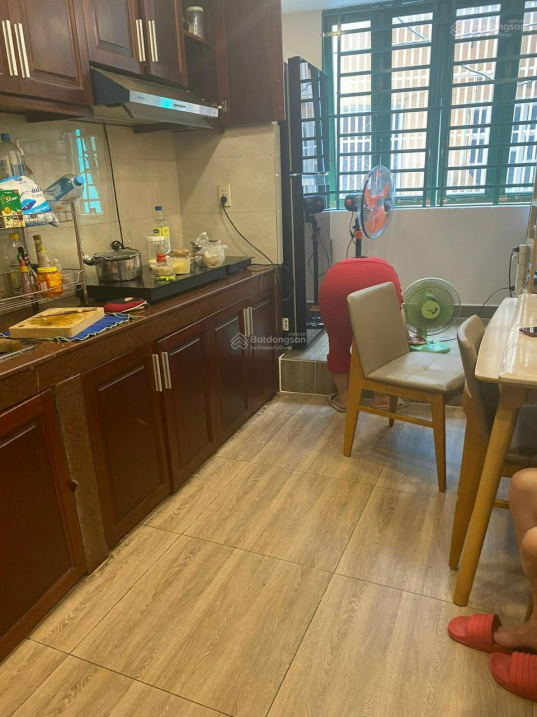 Bán nhà đẹp khu VIP 5 tầng hẻm Hoàng Văn Thụ 30m2 (3m*10m) 3PN, 3VS, P. Nhuận, Chỉ 4,39 tỷ