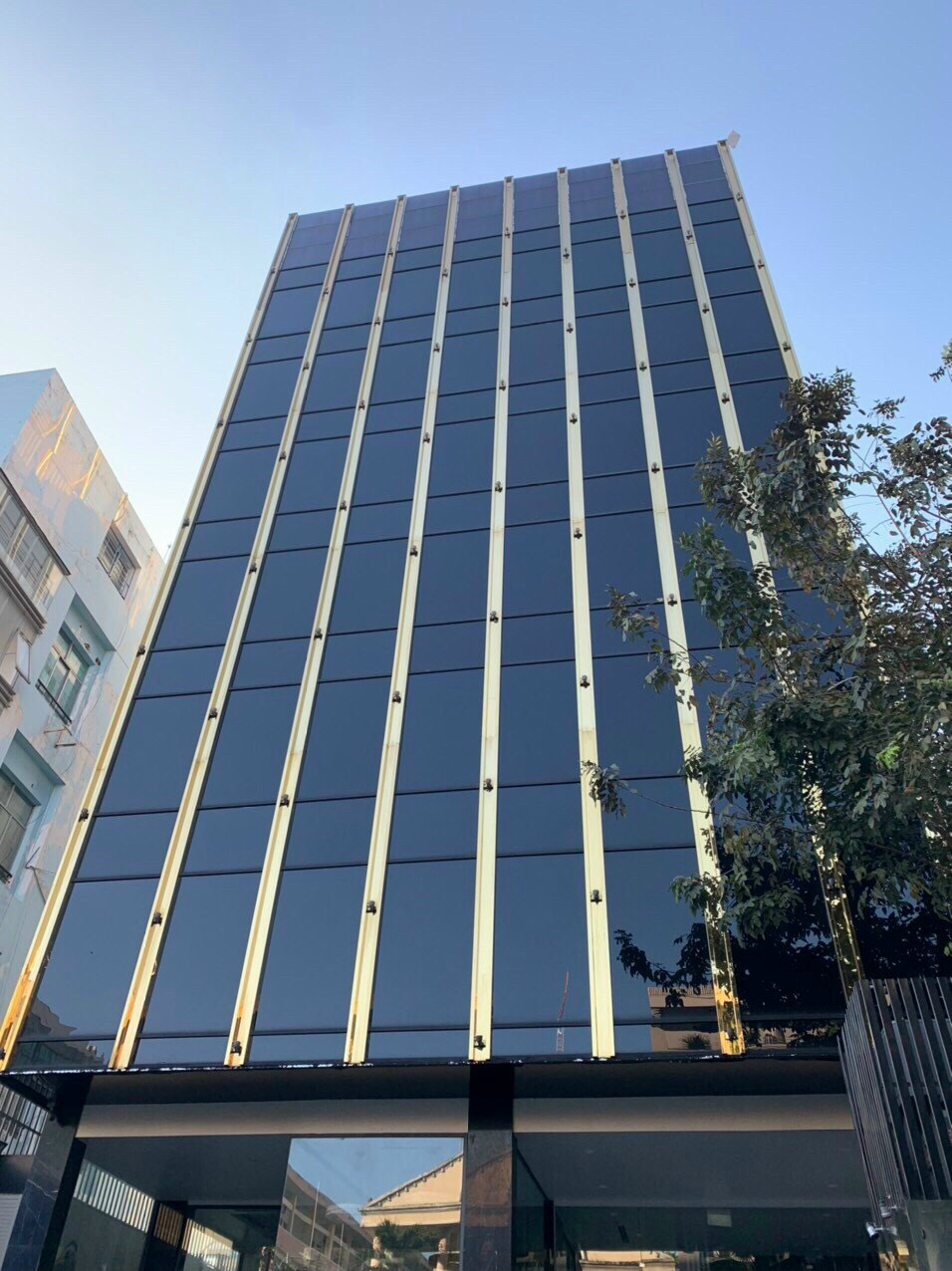 BÁN TÒA NHÀ VĂN PHÒNG MẶT PHỐ TRUNG TÂM 153M 9 TẦNG 48 TỶ