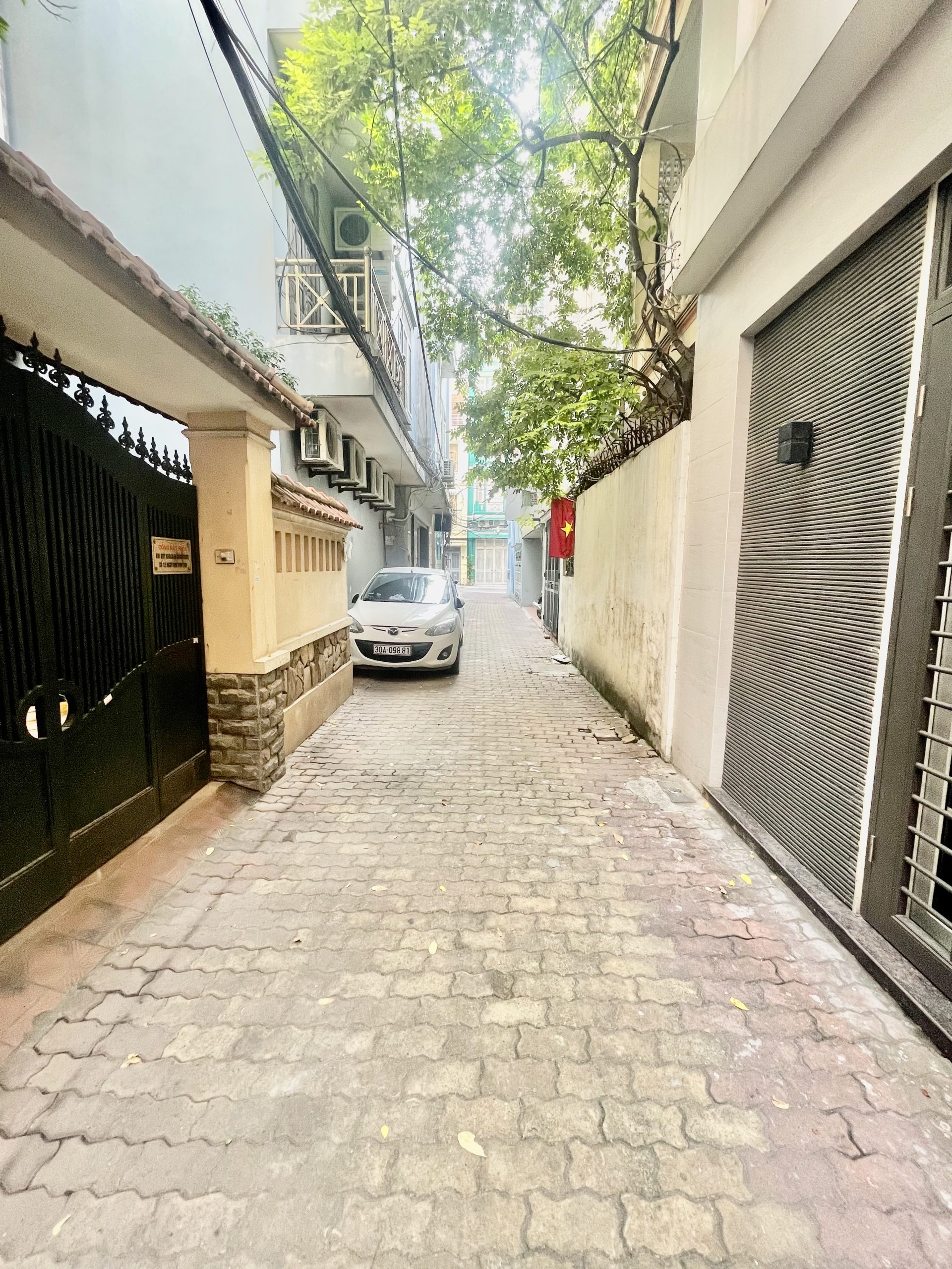 Chính chủ tôi cần bán gấp nhà phố Minh Khai, Hai Bà Trưng 78m2, ô tô đỗ cửa kinh doanh tốt